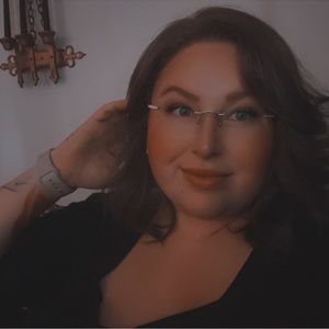 Meet your Posher, Kellie